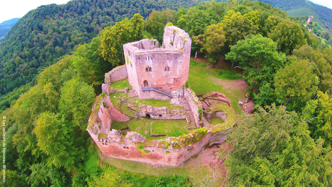 Photos vue aérienne château windstein