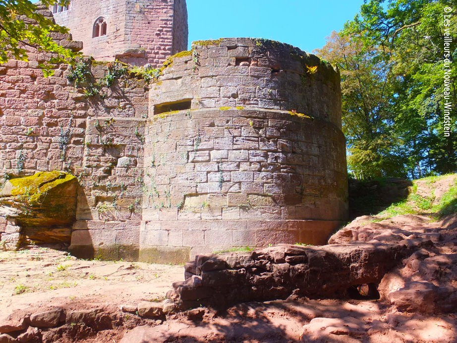Vue travaux barbacane château nouveau-windstein